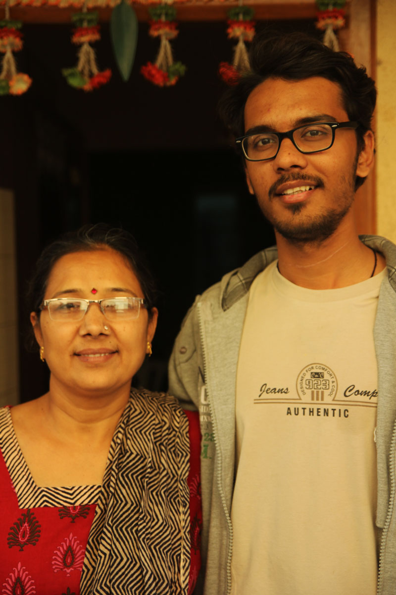 Nisarg-und-unsere-indische-Mama